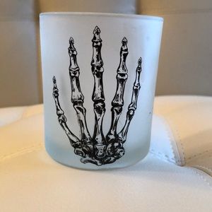 🐱 cute skeleton hand candle holder ! ✨💝